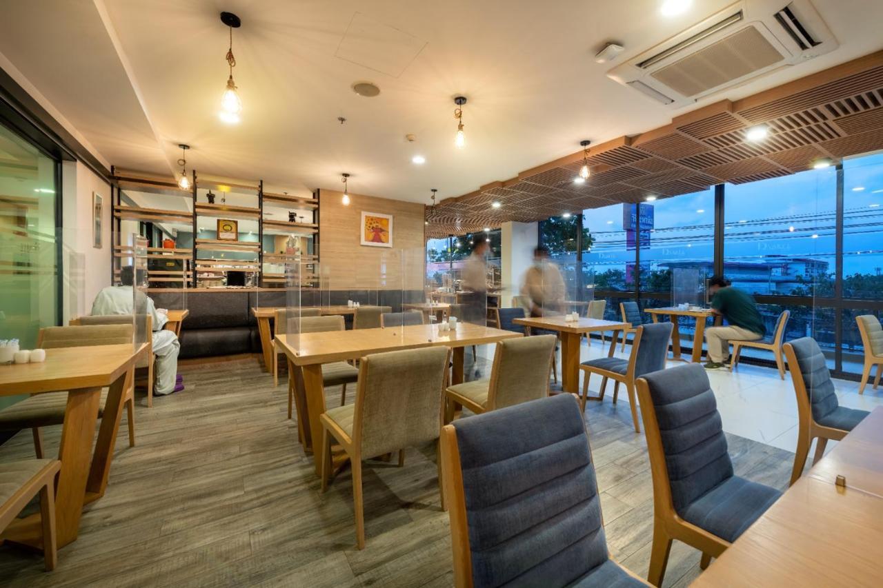 Plaai Prime Hotel Rayong Sha Extra Plus Exterior photo